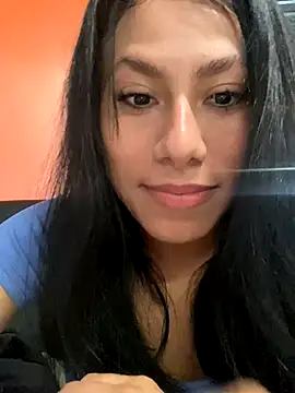 Snapshot of Katherinm chatting on 11.14.25 Katherinm online show from 11.14.25