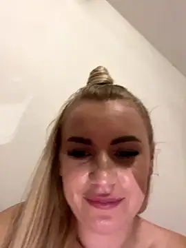 RuxyCatrina online show from 11.13.25