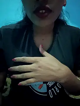 Nisha Hindi online show from 12.22.25