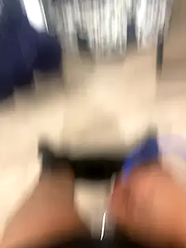 juicythickclit69 online show from 11.28.25