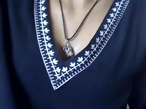 Snapshot of SEXY_PRIYA83 chatting on 05.11.26 SEXY PRIYA83 online show from 05.11.26