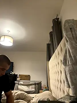 Snapshot of Kinkycouple142 chatting on 11.13.25 Kinkycouple142 online show from 11.13.25