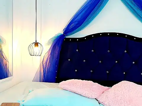 KATY LOWERY online show from 11.25.25