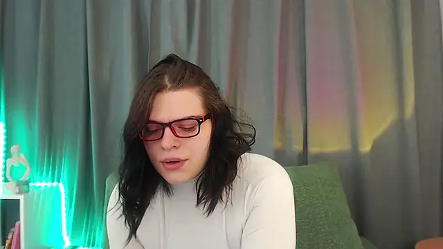 Dona Mafia online show from 11.24.25