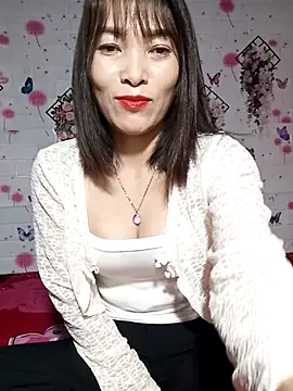 Snapshot of Soursop-op chatting on 03.04.26 Soursop-op online show from 03.04.26
