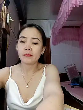 Feeling-hot online show from 03.06.26