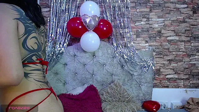 tael novacs online show from 02.12.26