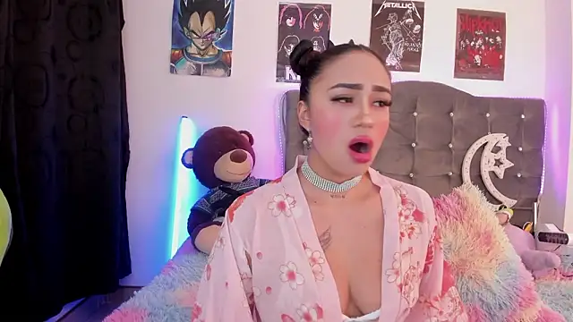 lunabritton1 online show from 01.12.26