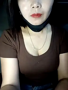 thuy-kieu online show from 02.22.26