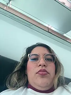 Amira Malia online show from 05.16.26