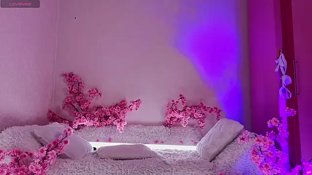 Kitty gaze online show from 02.24.26