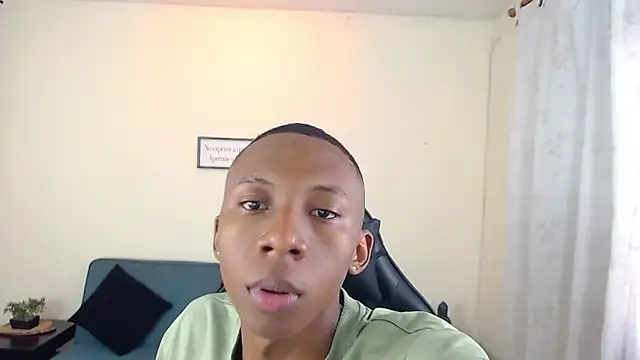 Miilo18 online show from 12.18.25