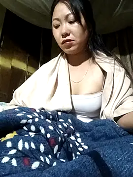 Snapshot of mi_ka_mi chatting on 02.12.26 mi ka mi online show from 02.12.26