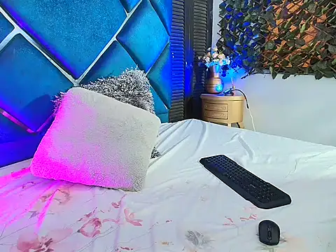 GabyStom online show from 03.12.26