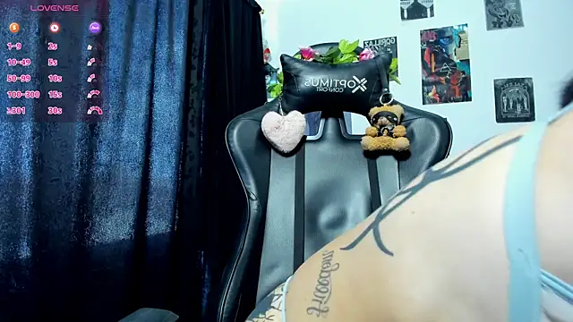 Snapshot of lust_ink chatting on 05.05.26 lust ink online show from 05.05.26