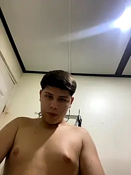 luisDi07 online show from 11.11.25