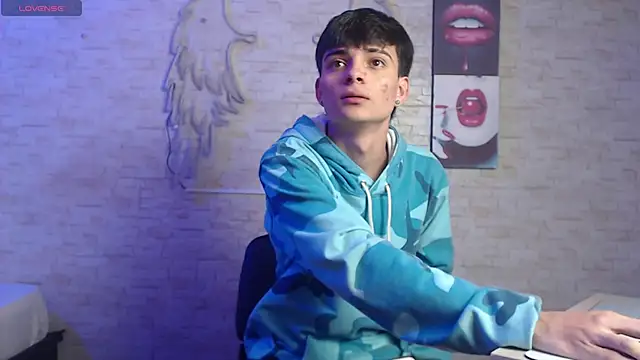 axel milo kairo and noa online show from 02.16.26