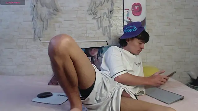 axel milo kairo and noa online show from 03.05.26