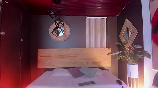 Snapshot of Velvet_Dreamss chatting on 02.10.26 Velvet Dreamss online show from 02.10.26