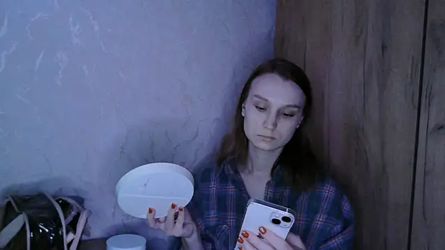 Snapshot of Sweet_as_honey chatting on 11.11.25 Sweet as honey online show from 11.11.25