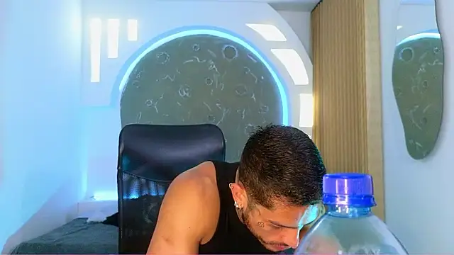 Snapshot of Alanrodgers chatting on 01.17.26 Alanrodgers online show from 01.17.26