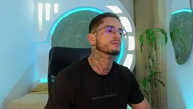 Snapshot of Alanrodgers chatting on 02.28.26 Alanrodgers online show from 02.28.26