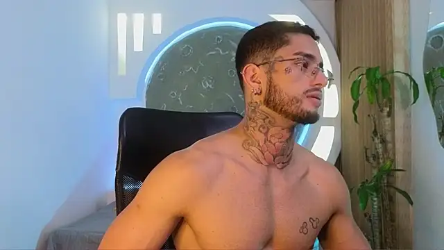 Snapshot of Alanrodgers chatting on 03.01.26 Alanrodgers online show from 03.01.26