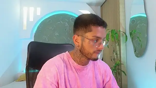 Snapshot of Alanrodgers chatting on 03.02.26 Alanrodgers online show from 03.02.26