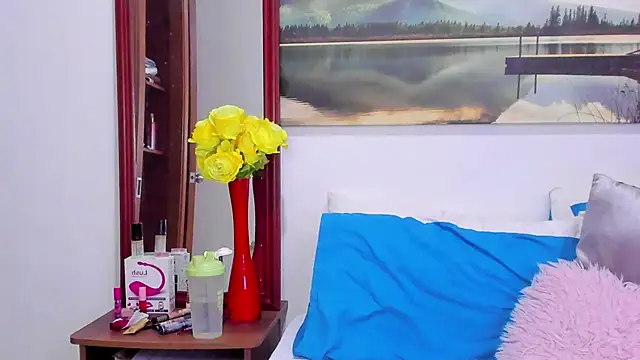 Aurora Real online show from 01.08.26