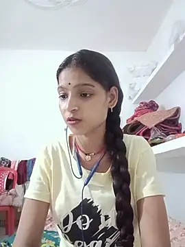 Snapshot of Mohnicute chatting on 07.17.26 Mohnicute online show from 07.17.26