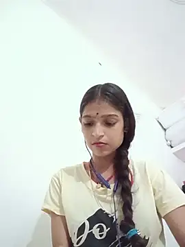 Snapshot of Mohnicute chatting on 07.25.26 Mohnicute online show from 07.25.26
