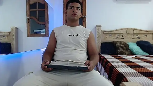 mathews    online show from 11.25.25