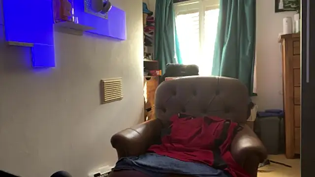 LeatherSdaddy online show from 04.12.26