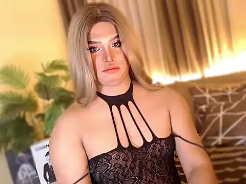 UrGoddess Sofia online show from 11.19.25