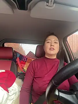 Snapshot of oo-shanshan chatting on 12.18.25 oo-shanshan online show from 12.18.25