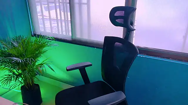 Snapshot of Imtavo chatting on 02.19.26 Imtavo online show from 02.19.26