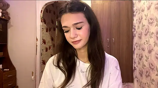 EunHendericks online show from 11.14.25