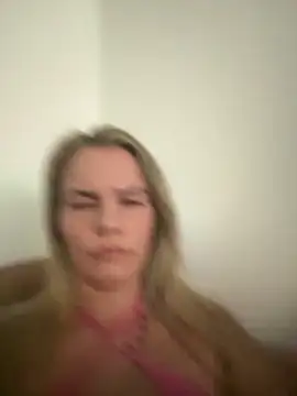 Snapshot of Cutebrowneyes_ chatting on 02.04.26 Cutebrowneyes online show from 02.04.26