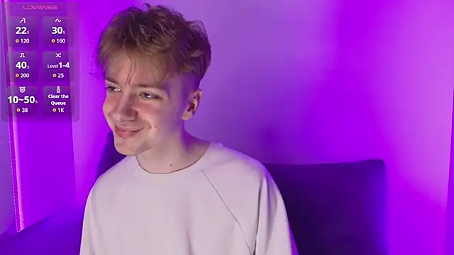 Snapshot of Paul_Holt chatting on 11.17.25 Paul Holt online show from 11.17.25