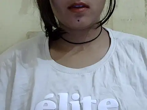 Snapshot of Anika_Singh chatting on 04.18.26 Anika Singh online show from 04.18.26