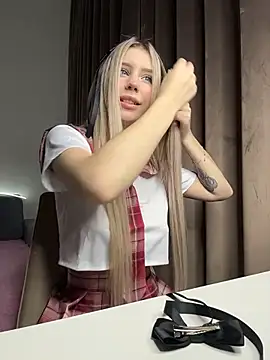 Olivia1Taylor1 online show from 11.27.25