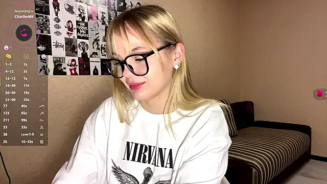 JestineParslow online show from 12.02.25