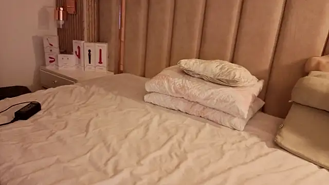 Iamnyxy online show from 03.17.26