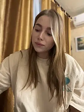 Snapshot of Mi_mill chatting on 11.12.25 Mi mill online show from 11.12.25