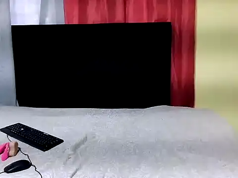 Snapshot of CoconutLady chatting on 11.14.25 CoconutLady online show from 11.14.25