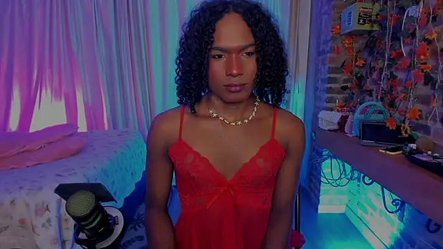 Snapshot of LaGoldenBitch chatting on 02.21.26 LaGoldenBitch online show from 02.21.26