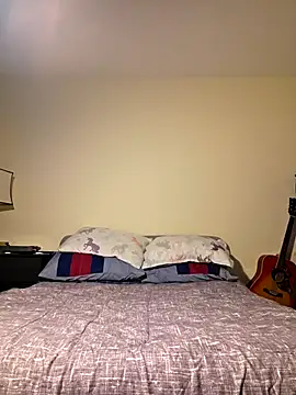 piggylatino online show from 02.21.26