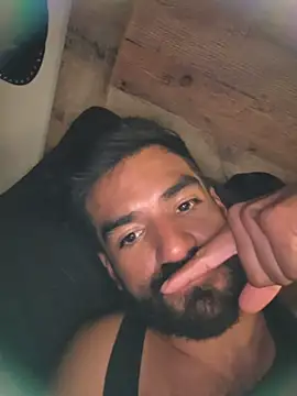 piggylatino online show from 04.16.26