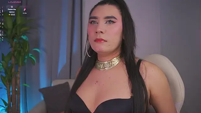 yourlatina emely online show from 02.12.26