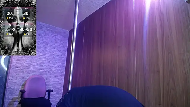 Snapshot of Belladonna_trix chatting on 04.29.26 Belladonna trix online show from 04.29.26